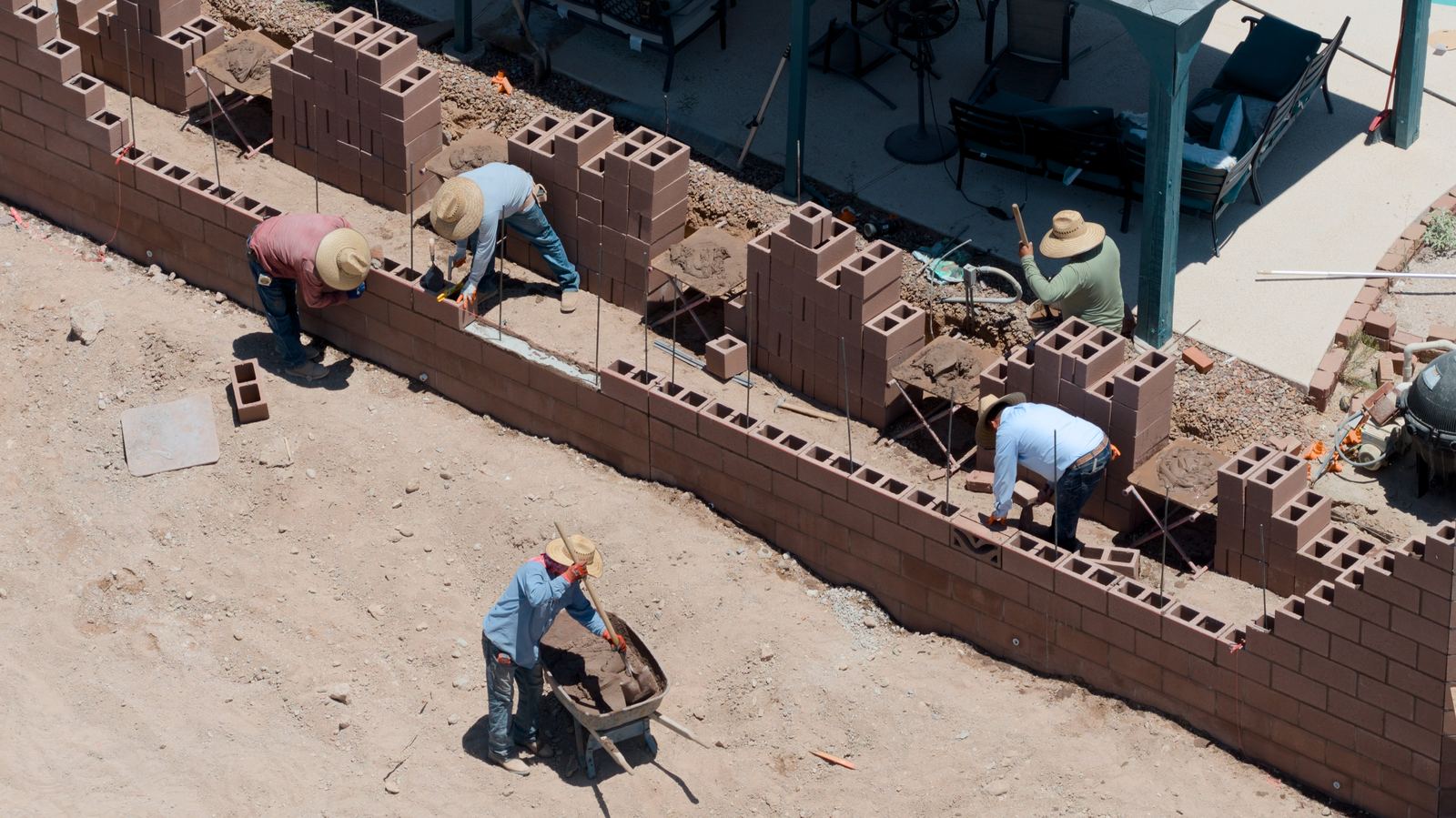 Block wall construction crew Tucson